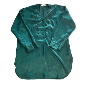 Vintage gold label Victoria secret night gown